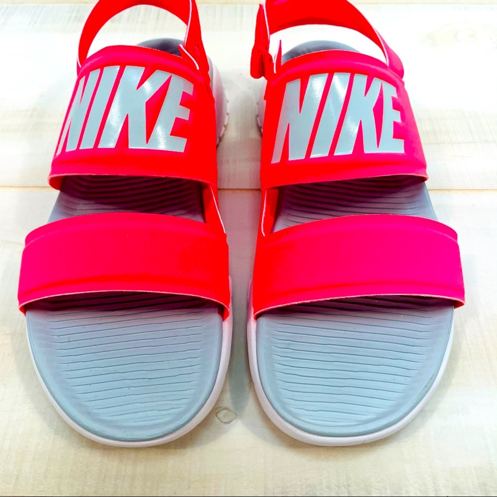NWOT Nike Tanjun Double Strap Sandals Sz 9 - Picture 5 of 8